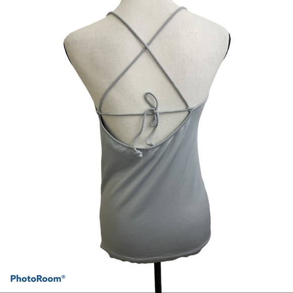 Fabletics tank top cross back straps size medium - Picture 6 of 8